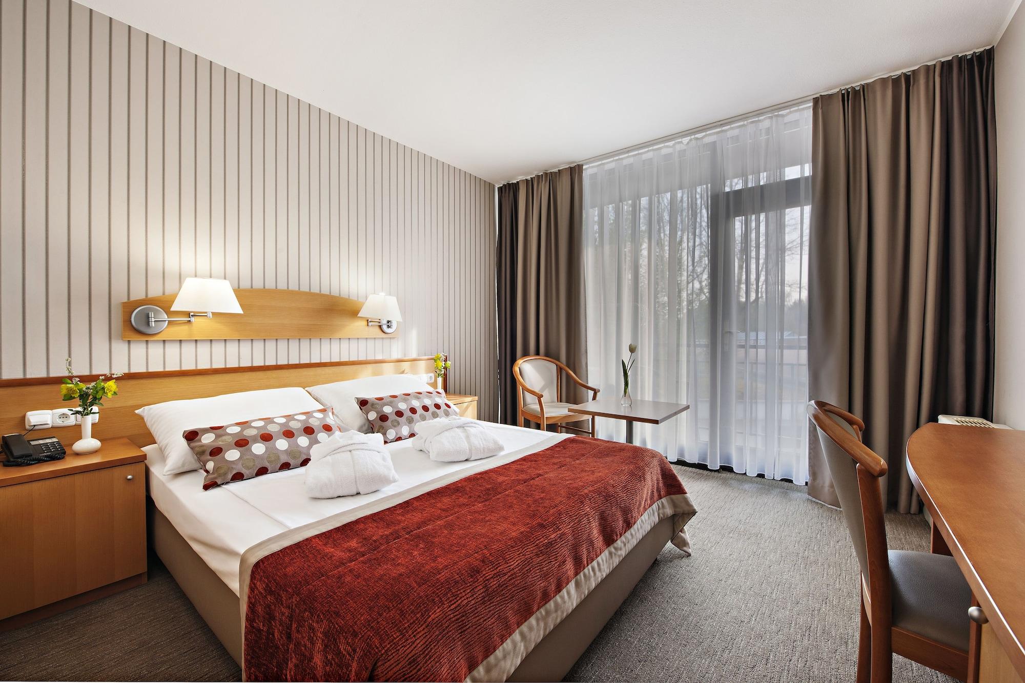 Hotel Termal - Terme 3000 - Sava Hotels & Resorts Moravske-Toplice Exteriör bild